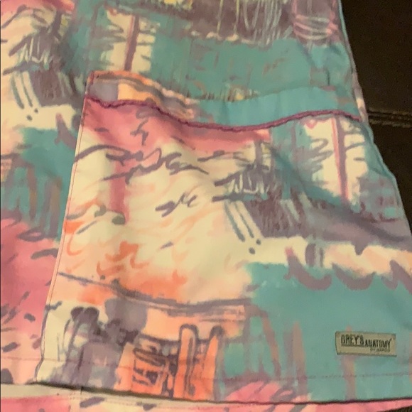 Grey’s Anatomy scrub top women’s size L - Picture 5 of 8